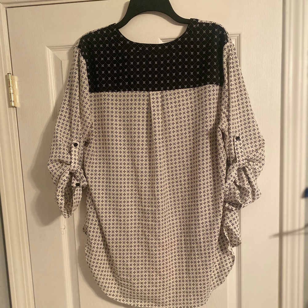 3/4 Blouse - Picture 3 of 3